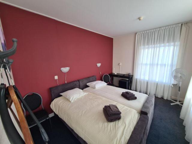 Hotel De Harmonie Sexbierum Екстериор снимка