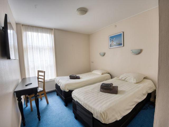 Hotel De Harmonie Sexbierum Екстериор снимка