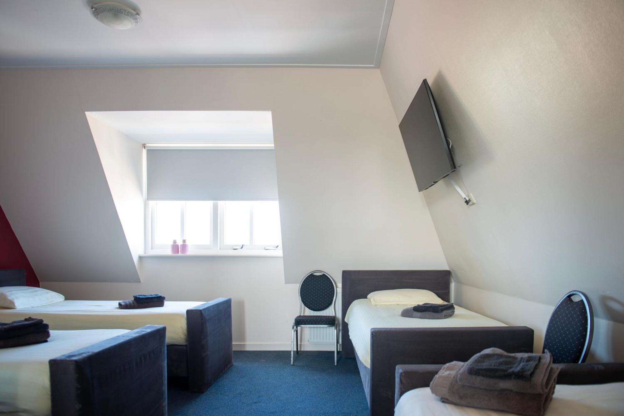 Hotel De Harmonie Sexbierum Екстериор снимка