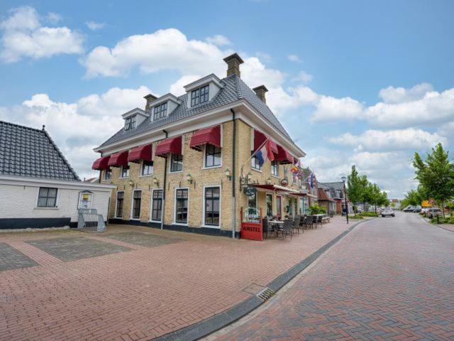Hotel De Harmonie Sexbierum Екстериор снимка