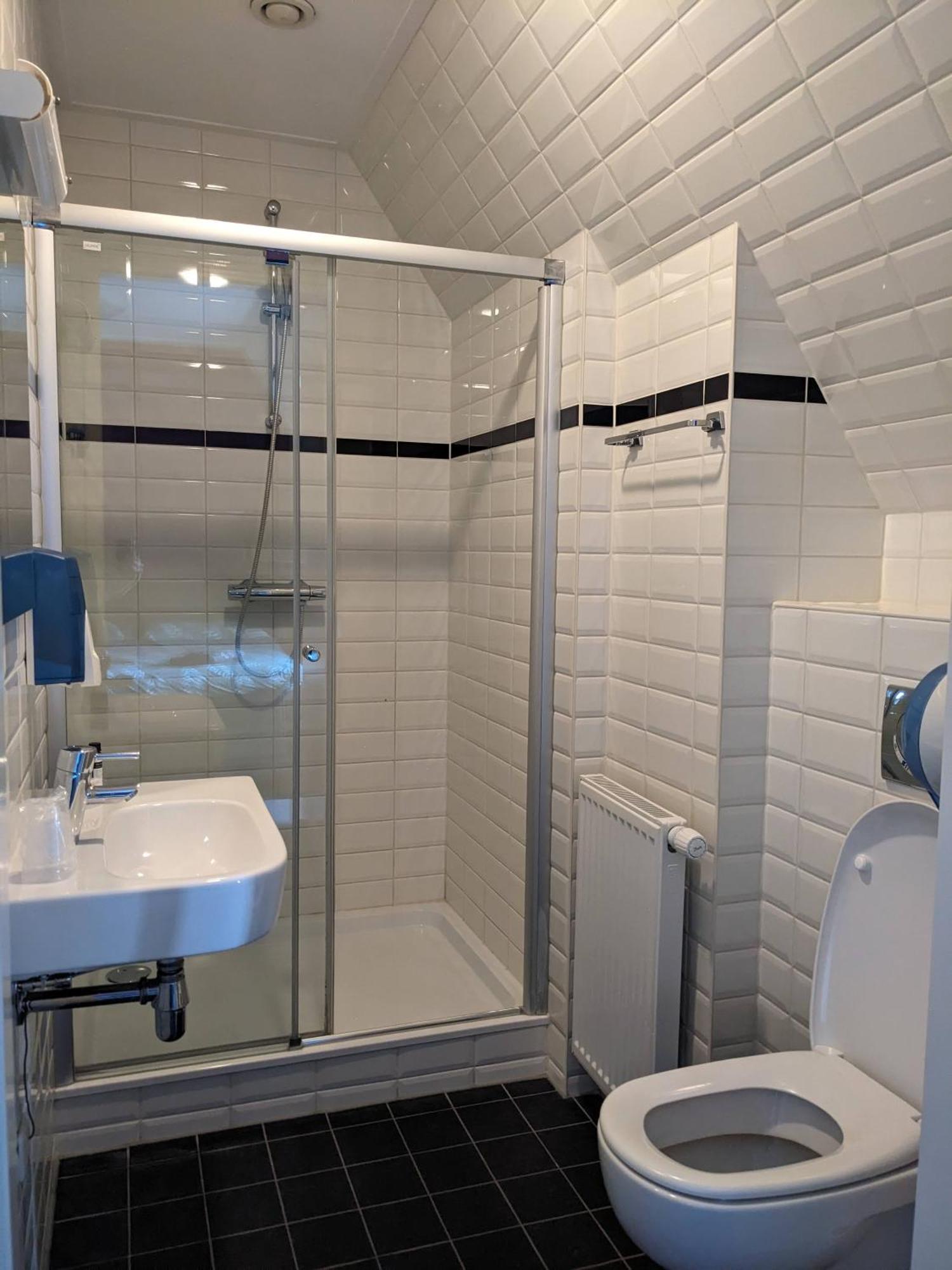 Hotel De Harmonie Sexbierum Екстериор снимка